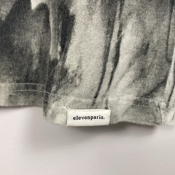 🌸Eleven Paris Skull & Roses Guilty Pleasures Crewneck T-Shirt - Picture 6 of 12